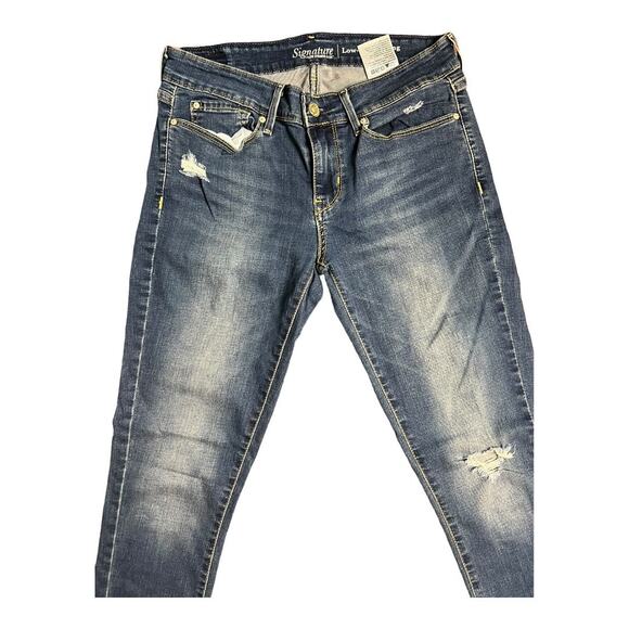 Levi's Signature Jeans Low Rise Jegging 6 Medium 28x32 Casual Cute Comfy - Picture 2 of 6